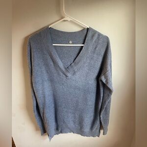Margaret O’Leary- Light Blue V Neck Ribbed Sweater Small / Medium -J
